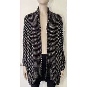 Forever 21 Black & White Knit Cardigan Sweater